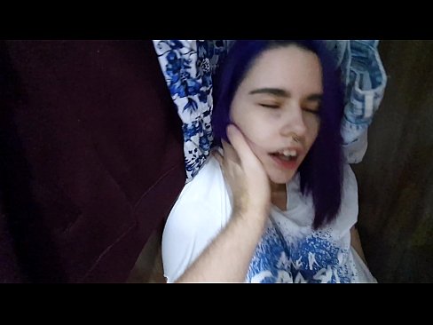 ❤️ الماري ۾ منهنجي سس مليو ۽ هن جي مدد ڪئي ❤ معياري فحش